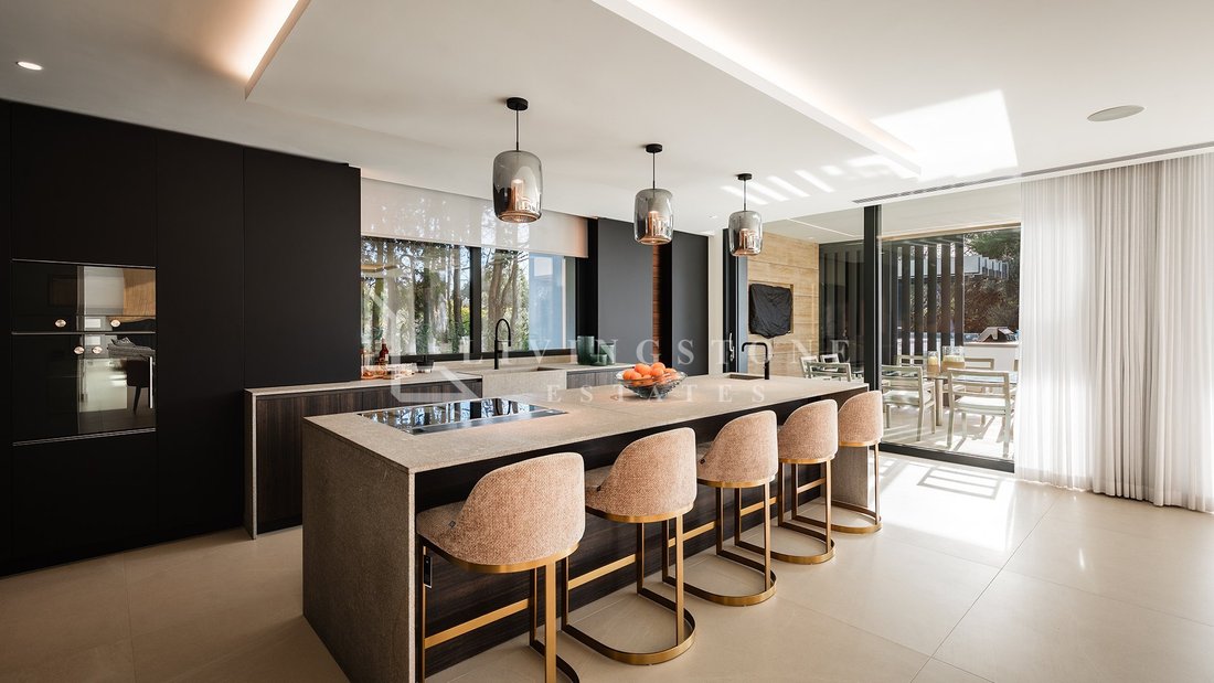 Villa in Sotogrande, San Roque, Andalusia 3 - 17928301