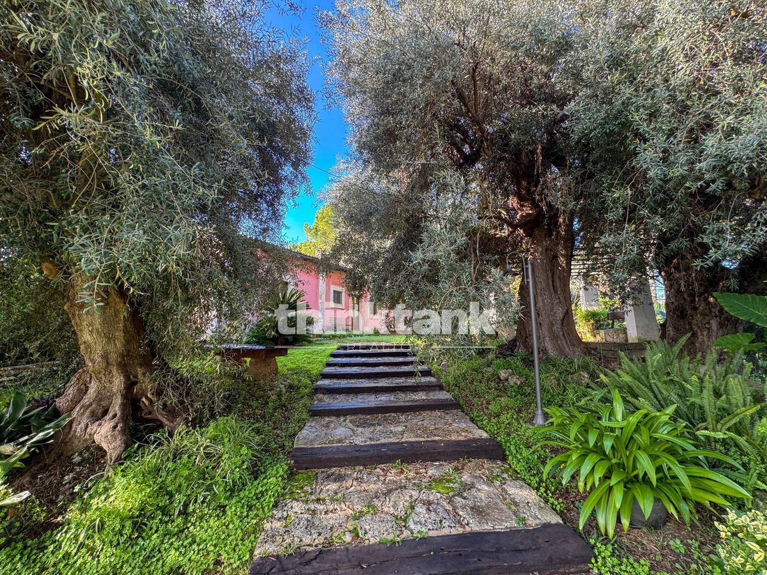 Villa in Neapolis, Fontane Bianche, Sicily 1 - 17936157