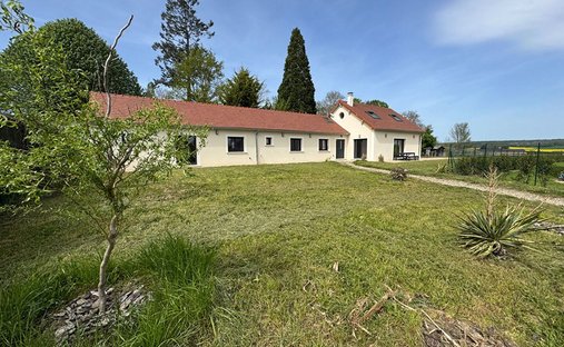 House in Boissy-sans-Avoir, Ile-de-France, France 1