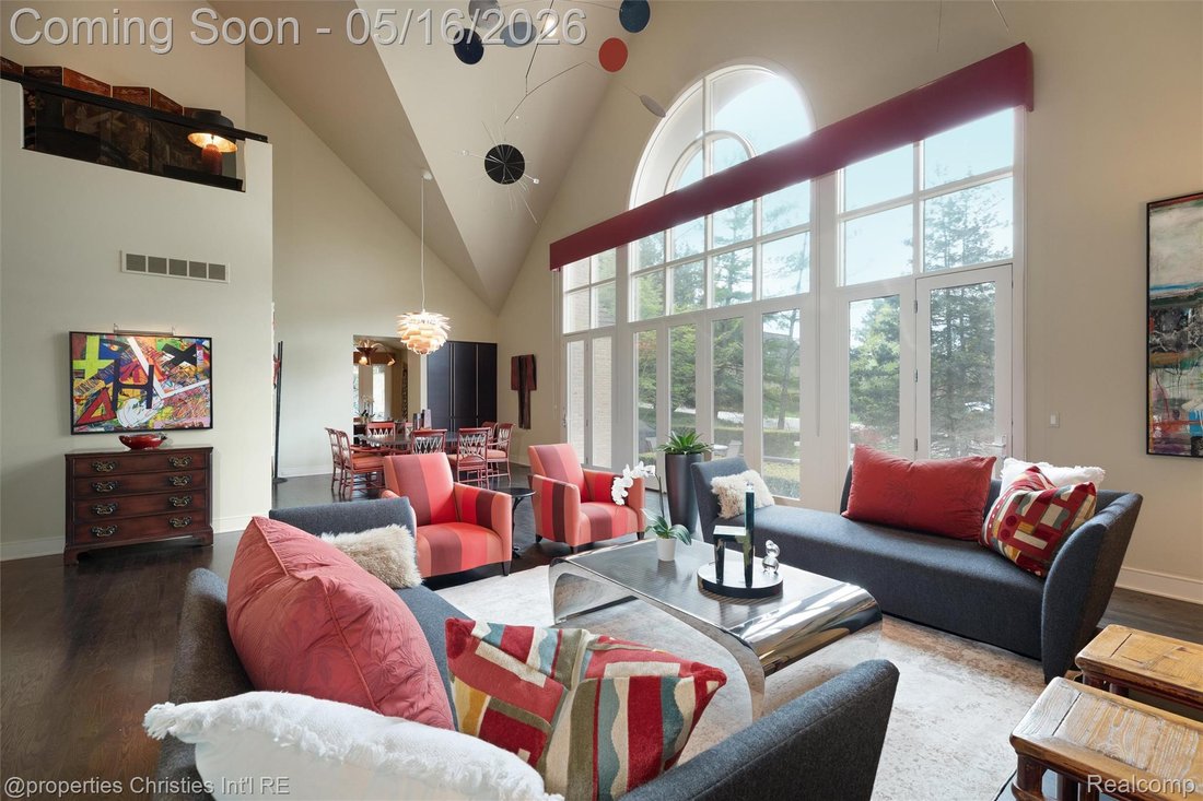 Condo in Bloomfield Hills, Michigan, United States 5 - 17942880
