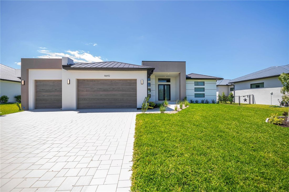 House in Port Charlotte, Florida, United States 1 - 17939176