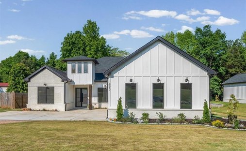 House in Lilburn, Georgia, United States 1