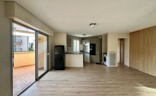 Apartamento en Zone Est Diffuse, San Tropez, Francia 1