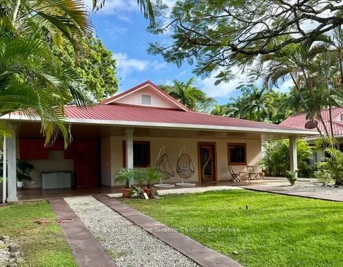 House in Costa Rica, Canada 1 - 17934781