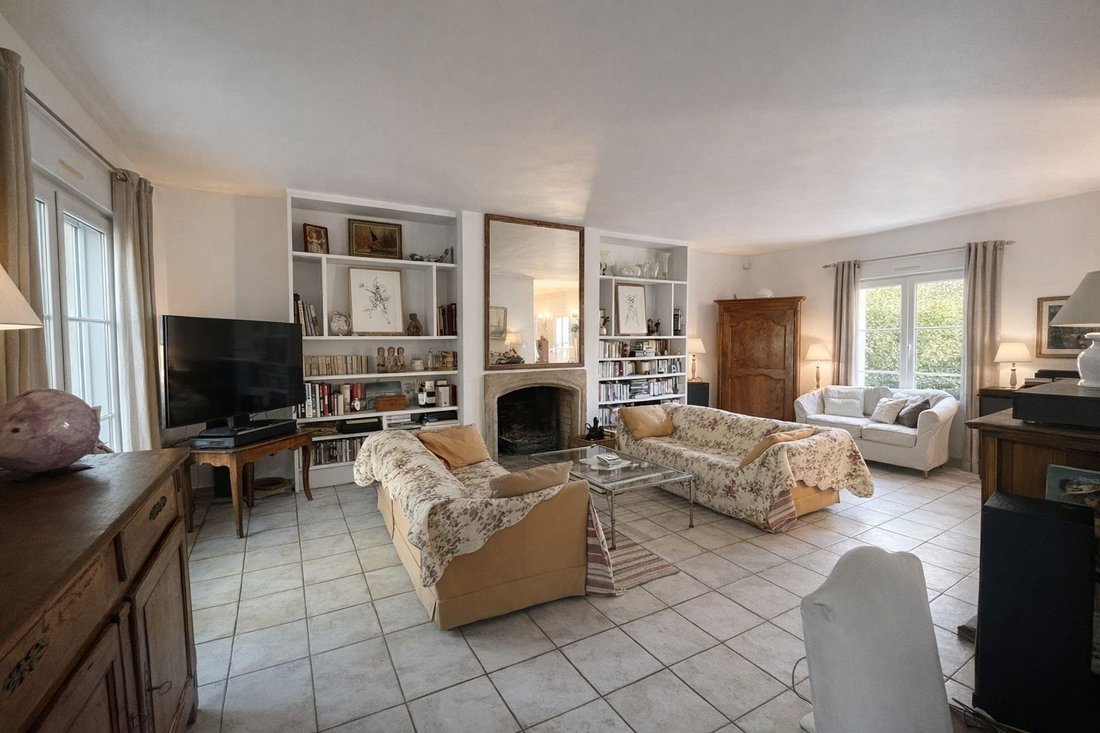 House in Antony, Ile-de-France, France 2 - 17499613