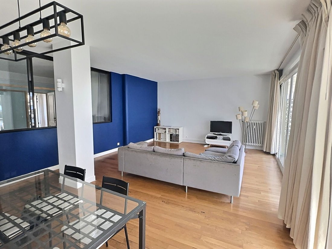 Apartment in Saint-Cloud, Ile-de-France, France 2 - 16099617