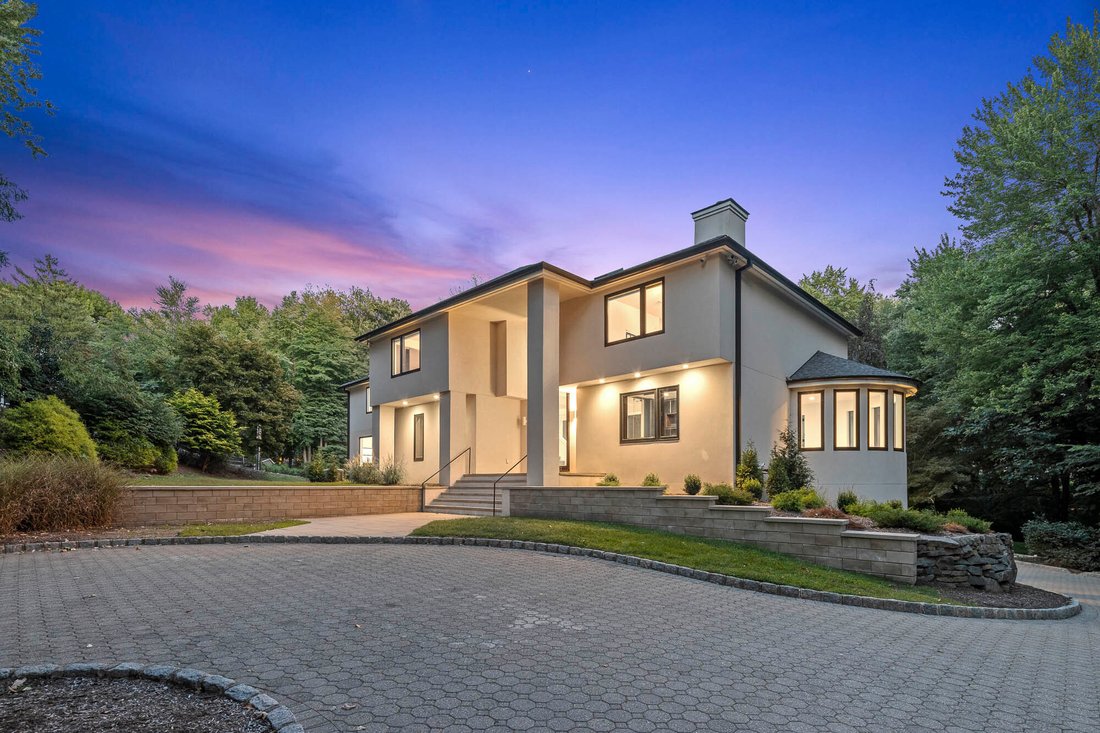 House in Cresskill, New Jersey, United States 2 - 17929552