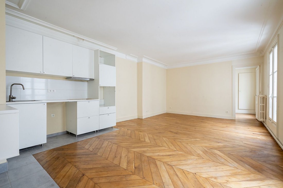 Apartment in Saint Philippe du Roule, Paris 8e Arrondissement, Paris 2 - 15834881
