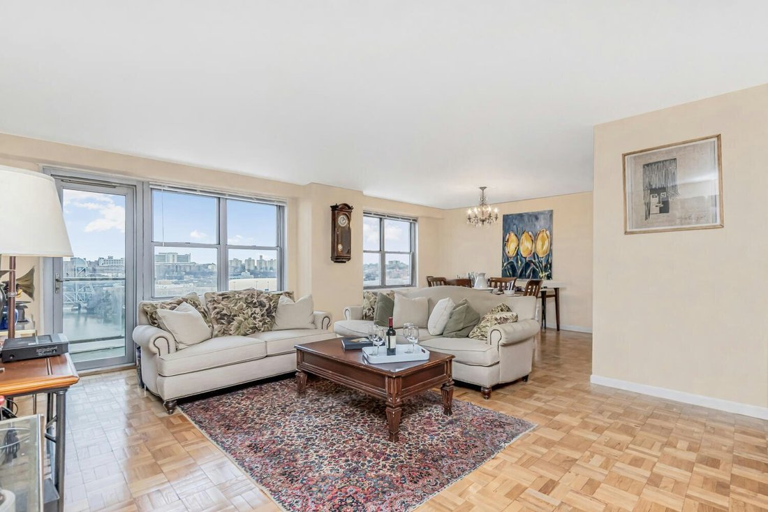 Co Op in New York, New York, United States 1 - 17342835