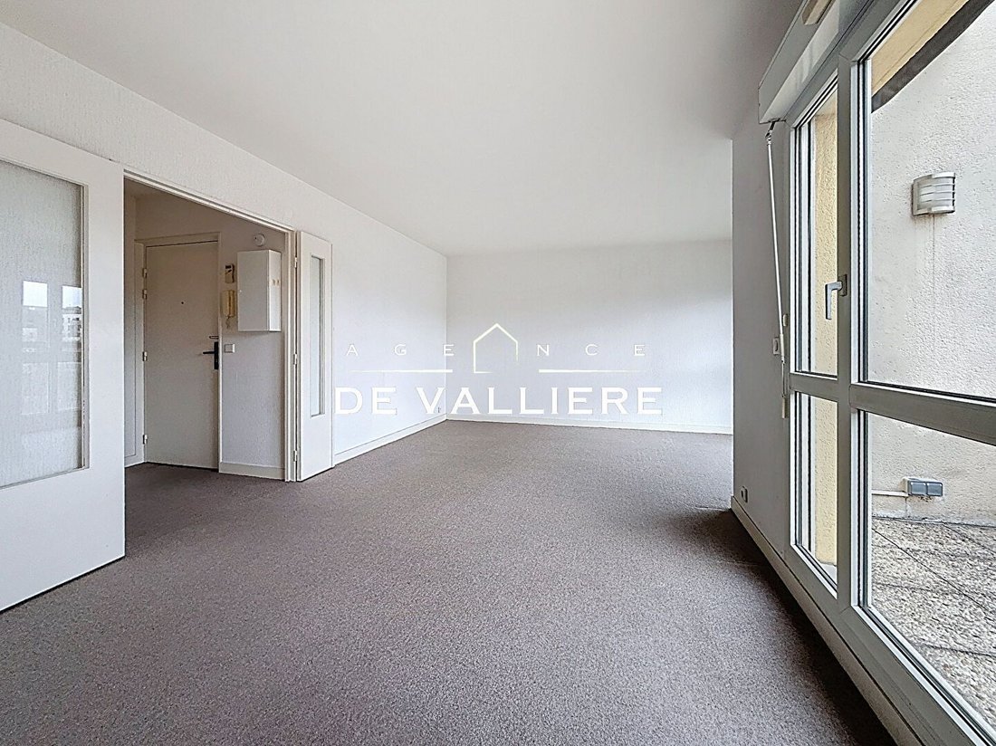 Apartment in Centre, Nanterre, France 4 - 17684049