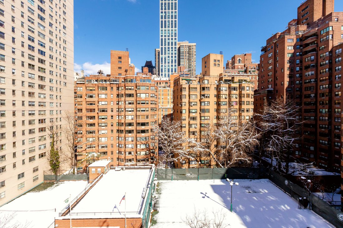 Co Op in New York, New York, United States 2 - 17351210