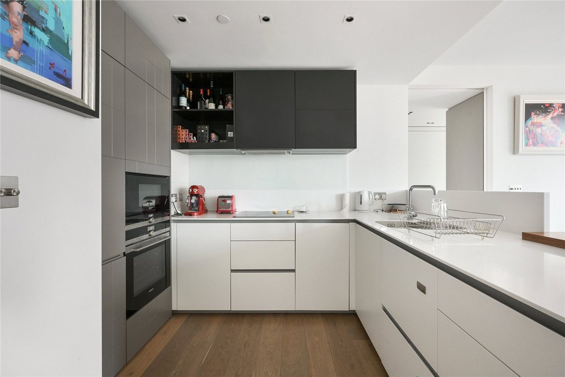 Apartment in Camden Town, Camden, England 4 - 17928269