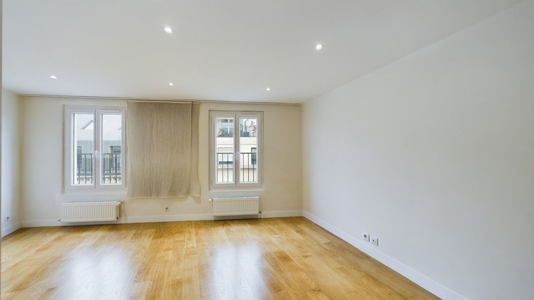 Apartment in Clignancourt-Jules Joffrin, Paris 18e Arrondissement, Paris 4 - 16467331