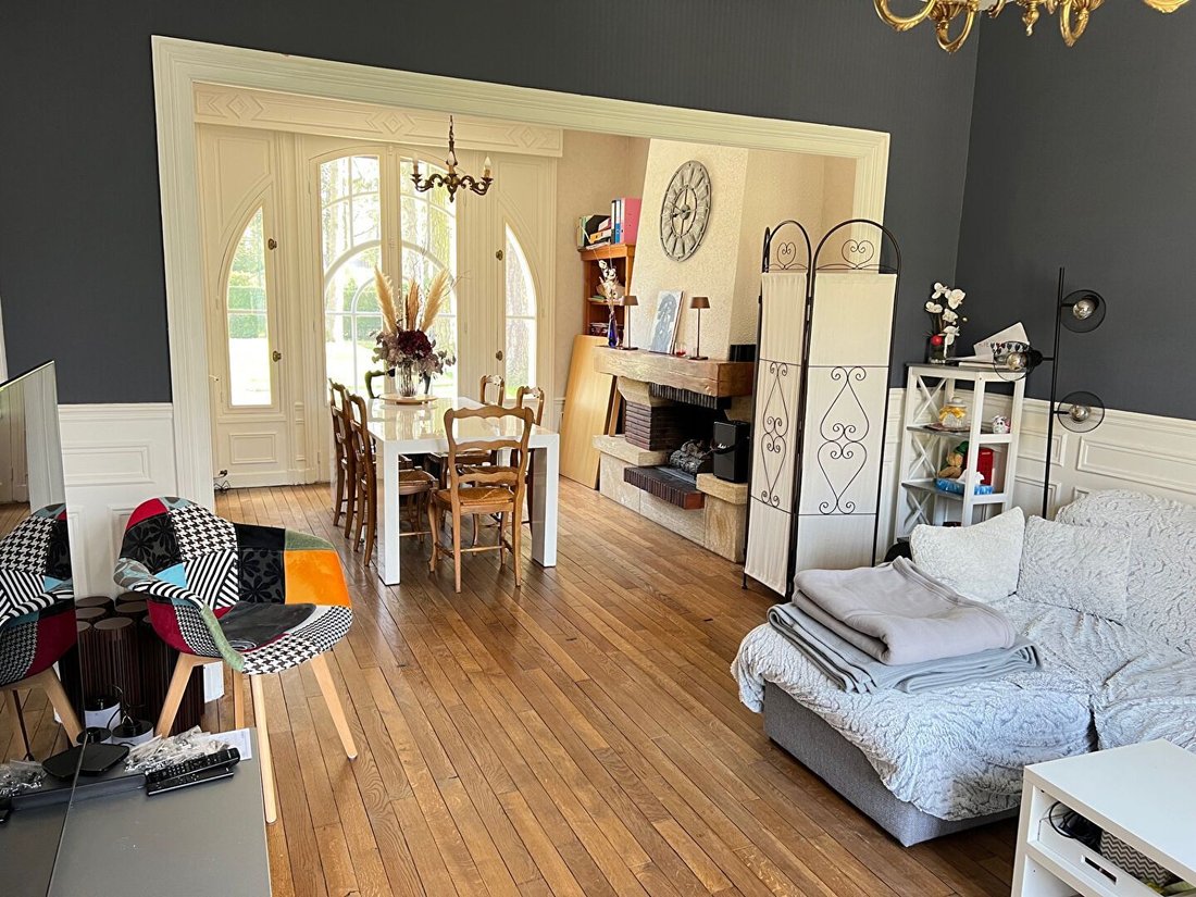 Villa in Ouest, Lamorlaye, France 3 - 15495025
