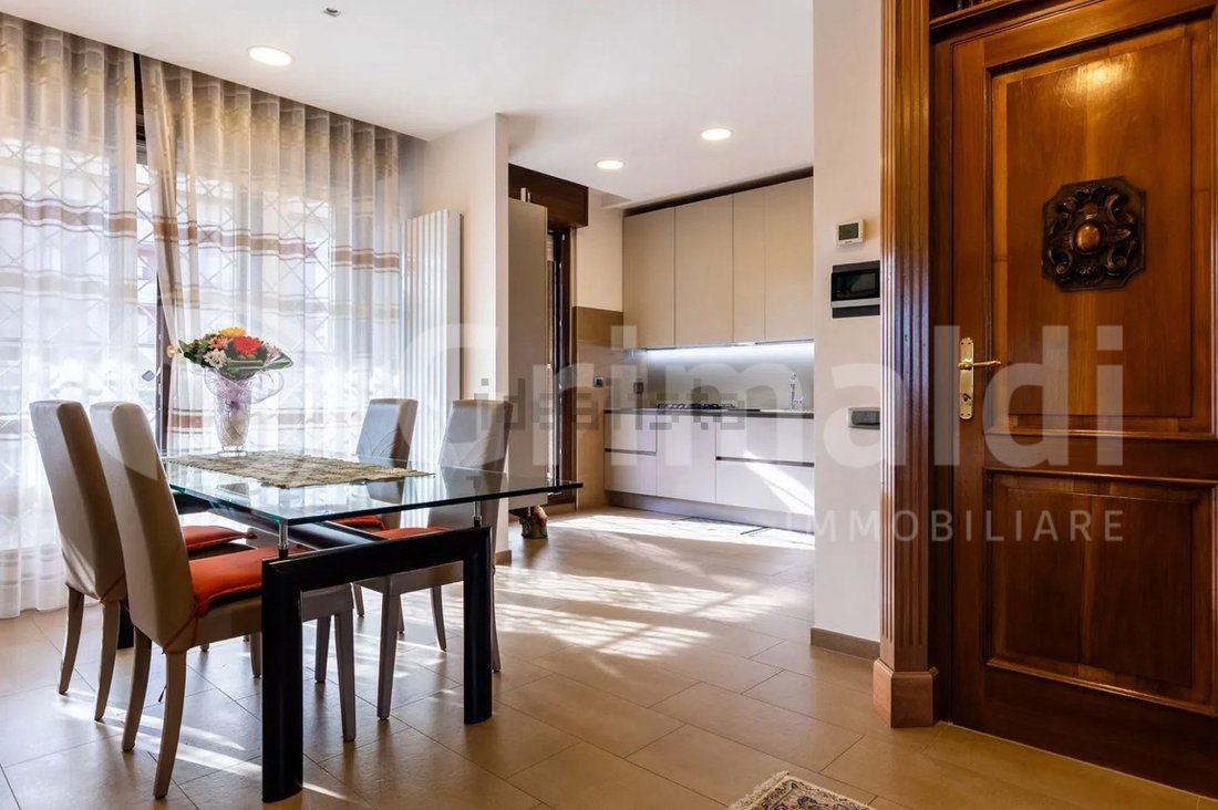 Apartment in Eur - Torrino - Giuliano Dalmata, Rome, Lazio 2 - 17933232