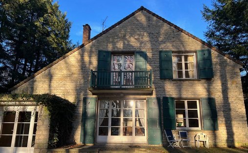 House in Ouest, Lamorlaye, France 1