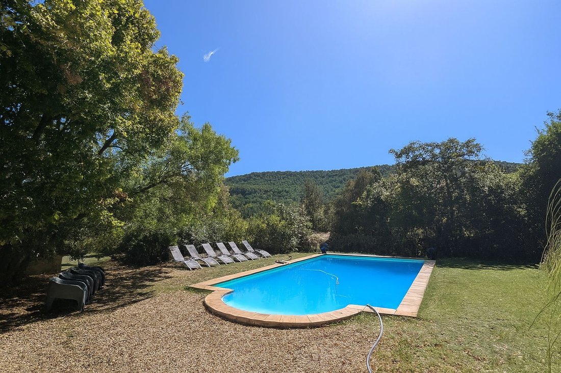 Maison à Villecroze, Provence-Alpes-Côte d'Azur, France 3 - 16390919