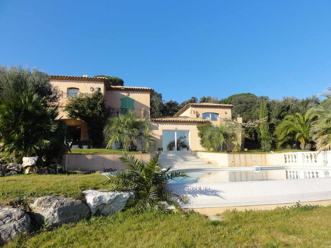 Villa in Ramatuelle, Provence-Alpes-Côte d'Azur, France 2 - 16286418