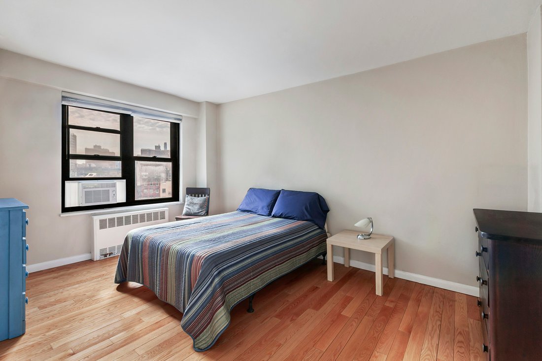 Co Op in New York, New York, United States 5 - 16747089