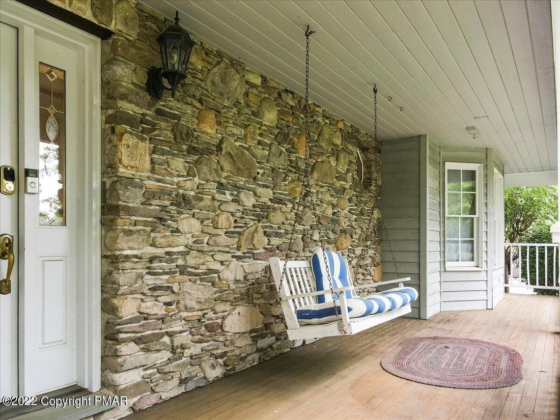 House in Tannersville, Pennsylvania, United States 2 - 17939875