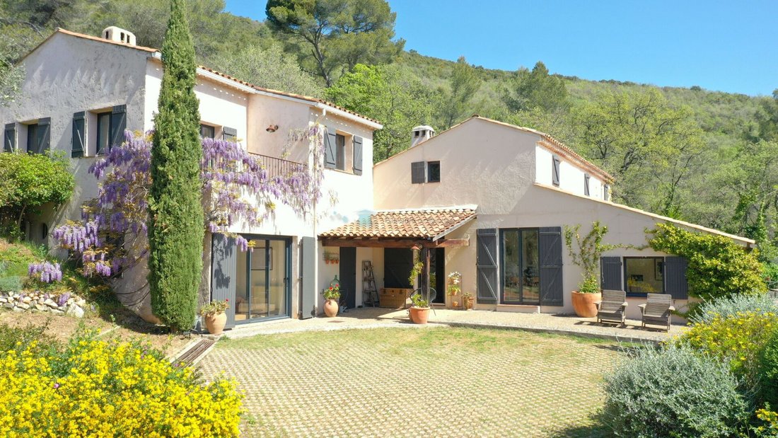 House in Grasse, Provence-Alpes-Côte d'Azur, France 1 - 16645303