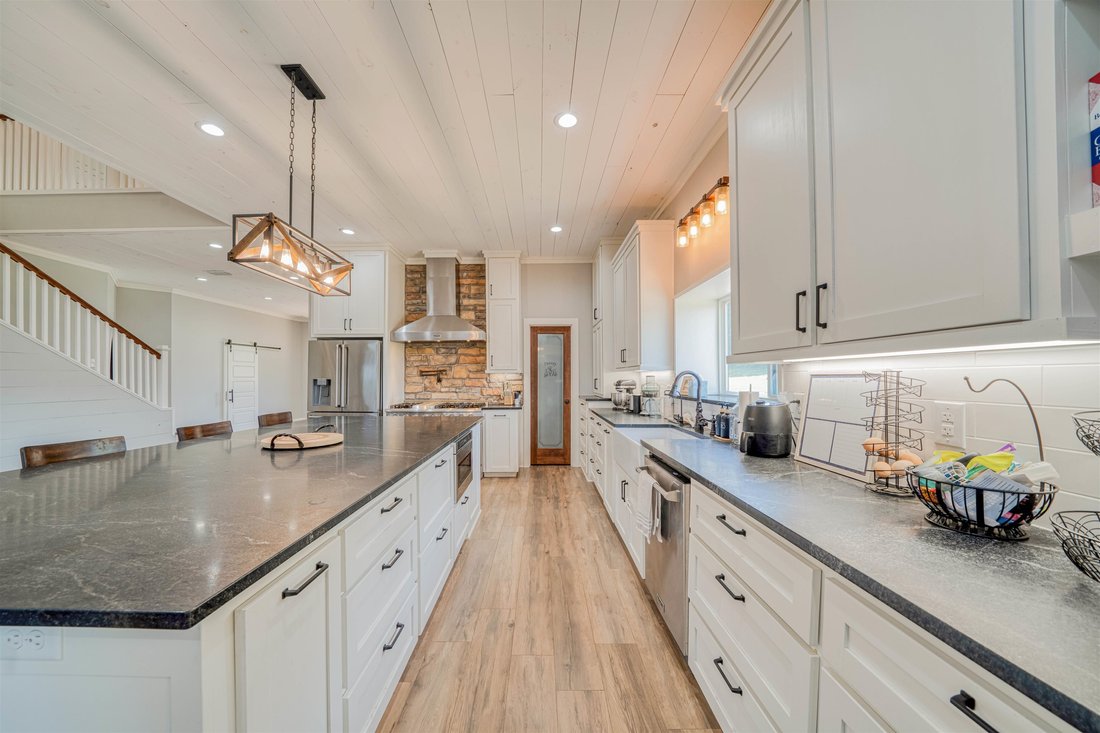 House in Gilmer, Texas, United States 3 - 17936781