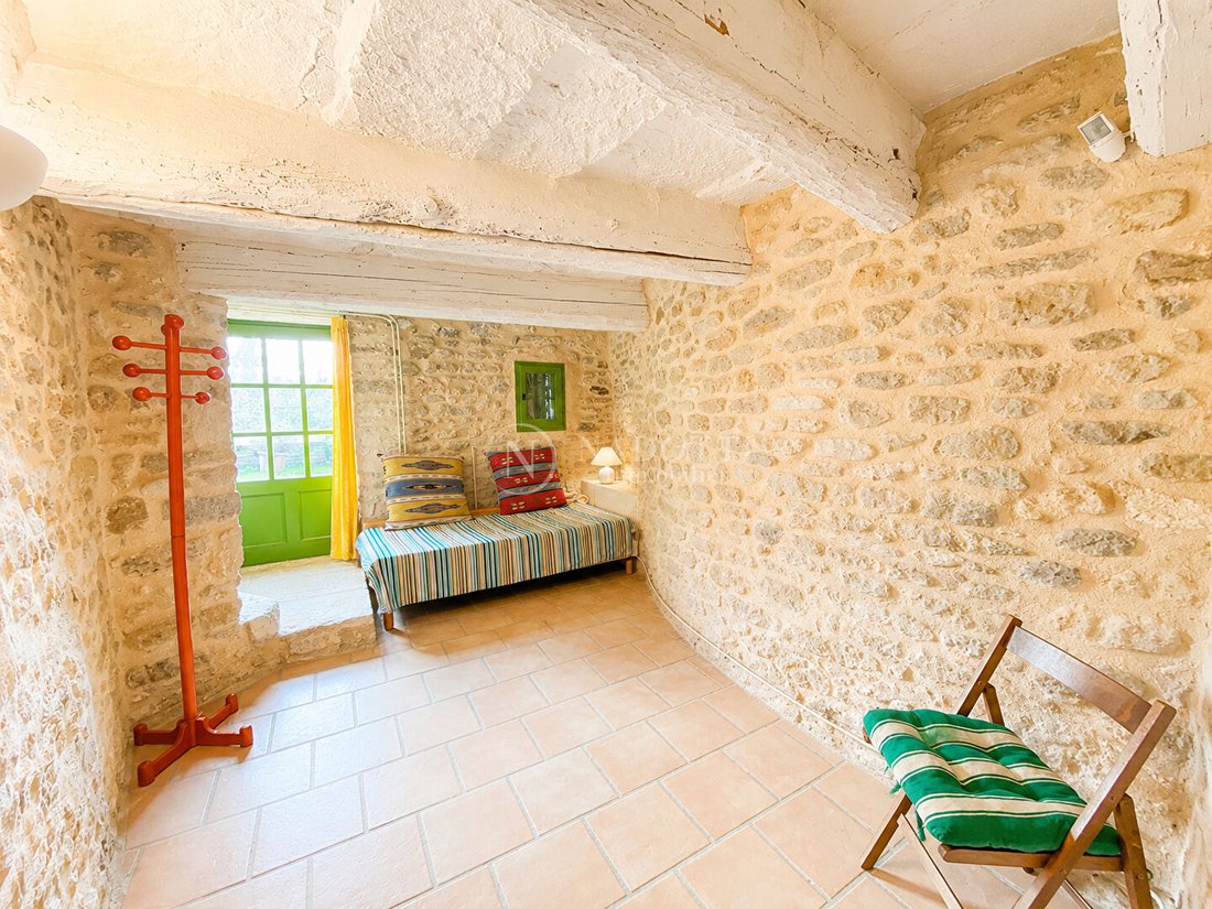 House in Gordes, Provence-Alpes-Côte d'Azur, France 5 - 17755981