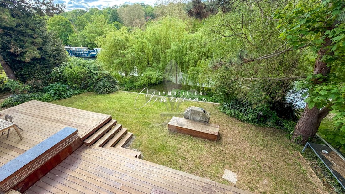 House in Poissy, Ile-de-France, France 4 - 17748699