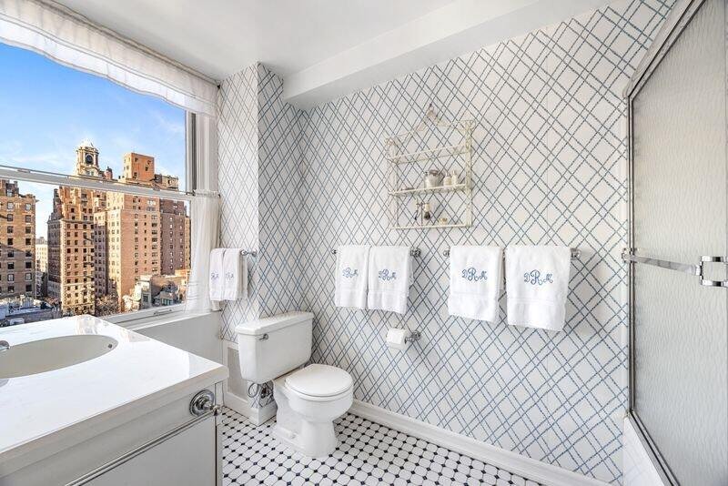 Co Op in New York, New York, United States 5 - 17051692