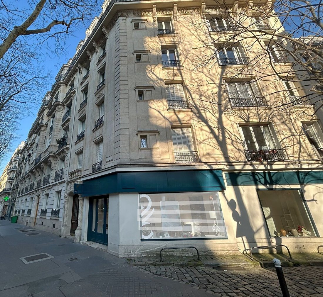 Apartment in Montorgueil-Saint Denis, Paris 2e Arrondissement, Paris 2 - 16091528