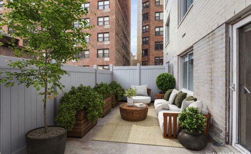 House in New York, New York, United States 1