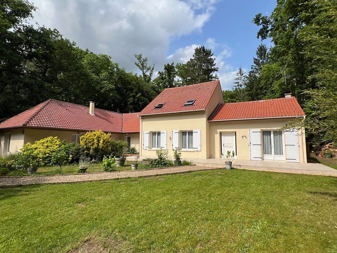 House in Ouest, Lamorlaye, France 1 - 15741379