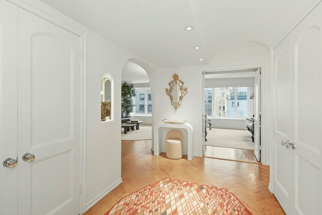 Co Op in New York, New York, United States 1 - 16748034