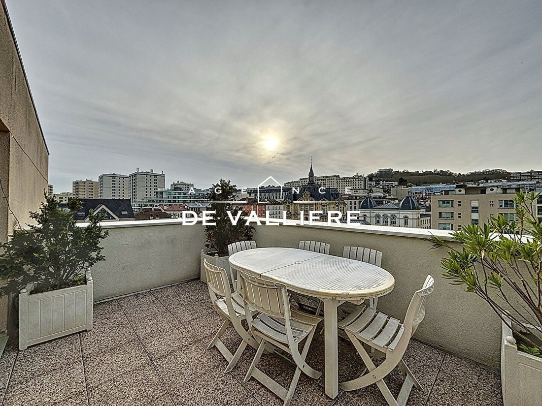 Apartment in Plateau Ouest, Suresnes, France 4 - 17394274