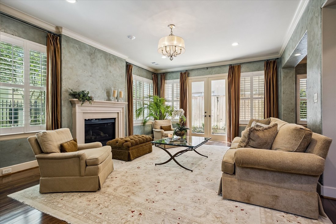 House in Houston, Texas, United States 3 - 17932195