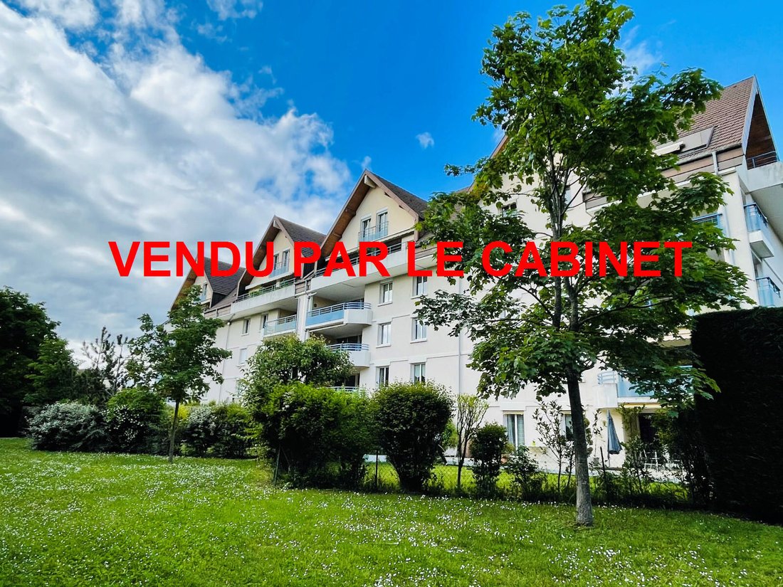 Apartment in Saint-Julien-en-Genevois, Auvergne-Rhône-Alpes, France 1 - 15502783