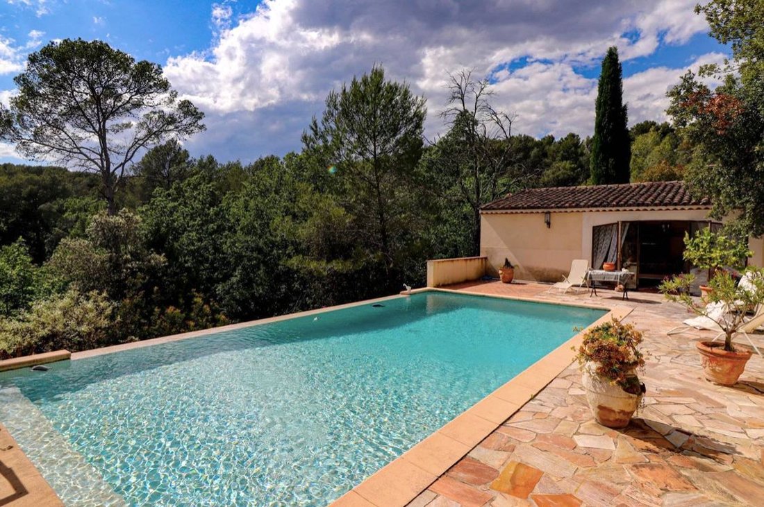 House in Flayosc, Provence-Alpes-Côte d'Azur, France 2 - 15654054