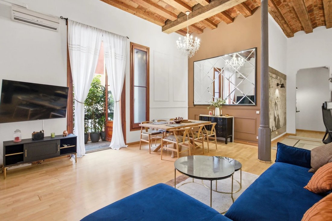 Apartment in Ciutat Vella, Barcelona, Spain 4 - 17837577