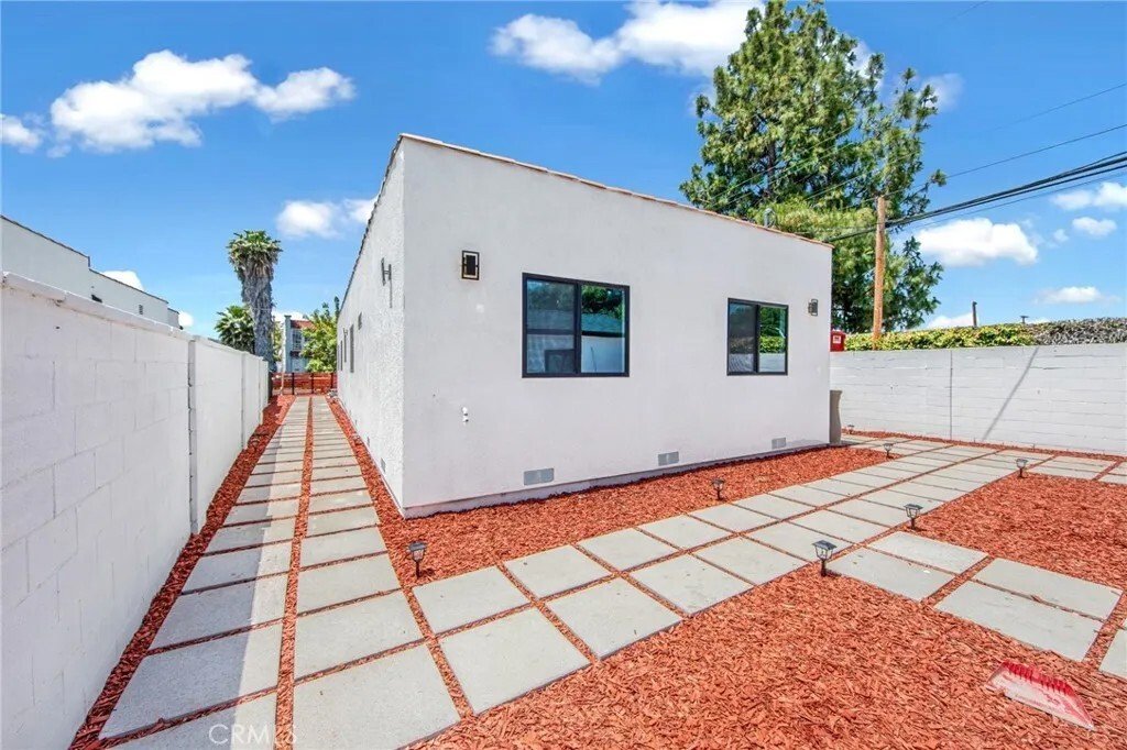 House in Los Angeles, California, United States 4 - 17304418