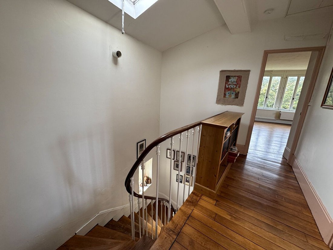 House in Montfort-l'Amaury, Ile-de-France, France 5 - 17431562