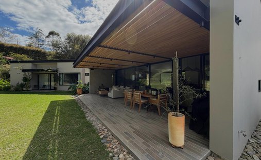 Finca in El Carmen, Carmen de Viboral, Colombia 1