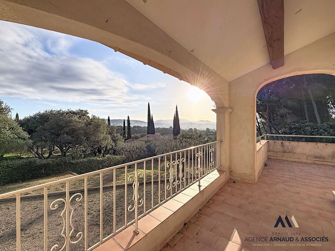 House in La Cadiere-d'Azur, Provence-Alpes-Côte d'Azur, France 1 - 17068507