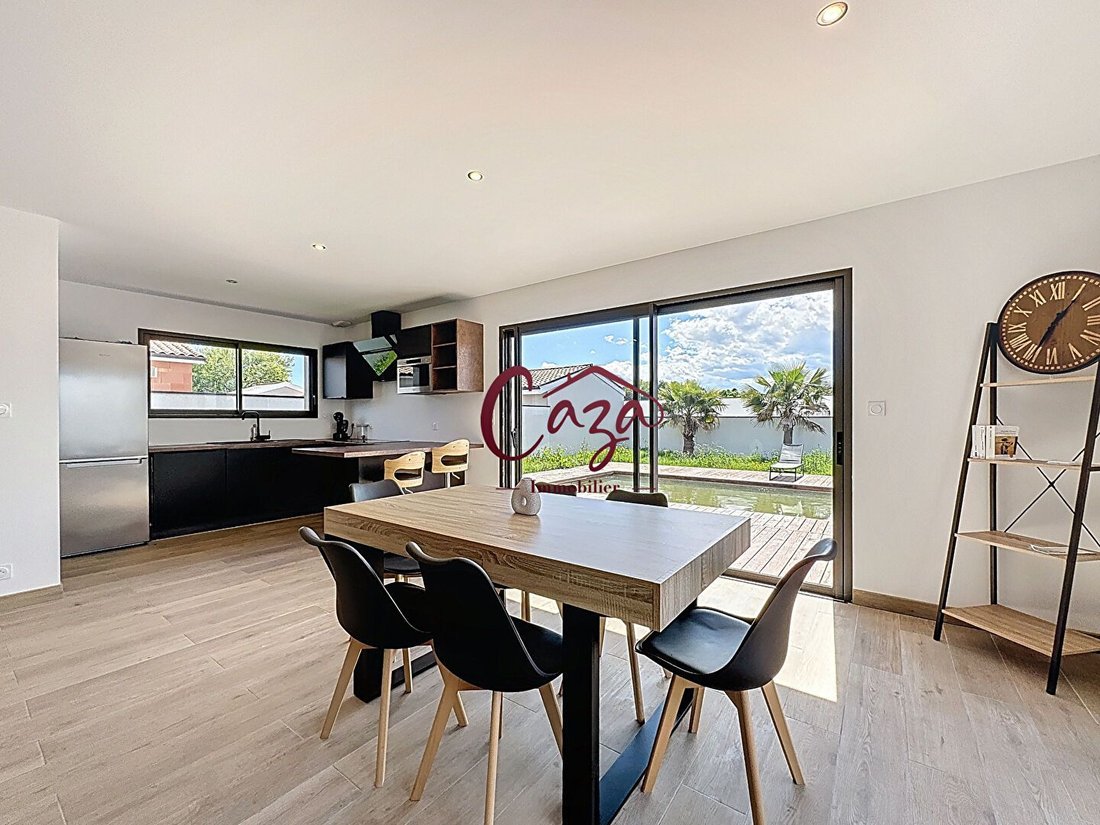 House in Fargues-Saint-Hilaire, Nouvelle-Aquitaine, France 5 - 16497428