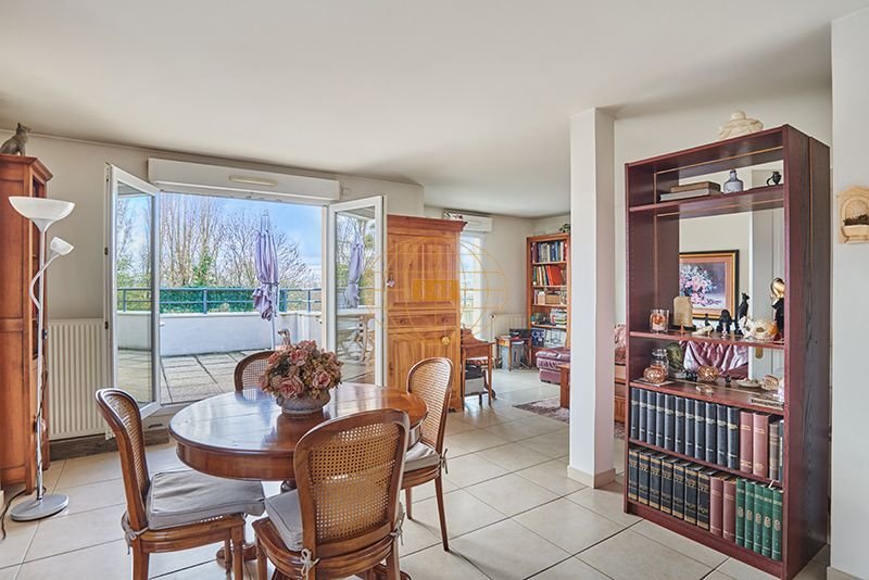Apartment in Grenouillère-Marnois-Rive de Marne, Noisy-le-Grand, France 2 - 16709972