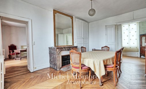 Apartment in Forêt, Saint-Germain-en-Laye, France 1