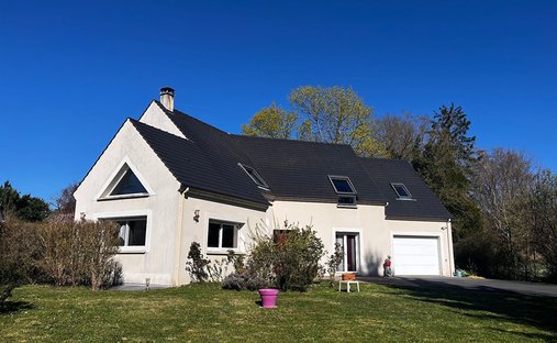 Villa in Gouvieux, Hauts-de-France, France 1