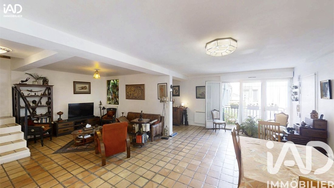 House in Les Lilas, Ile-de-France, France 4 - 17943886