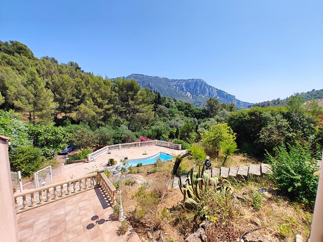 Villa in Le Faron-Fort-Rouge, Toulon, France 2 - 15972058