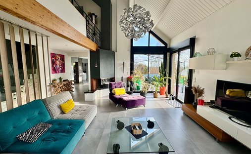 House in Gare-Sud, Le Mans, France 1