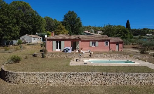 House in Villecroze, Provence-Alpes-Côte d'Azur, France 1
